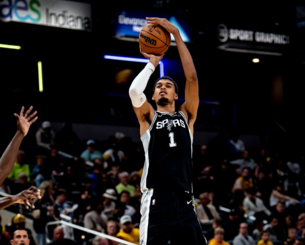 4000场里程碑！文班29+11马刺送独行侠6连败 弗拉格连4场30+